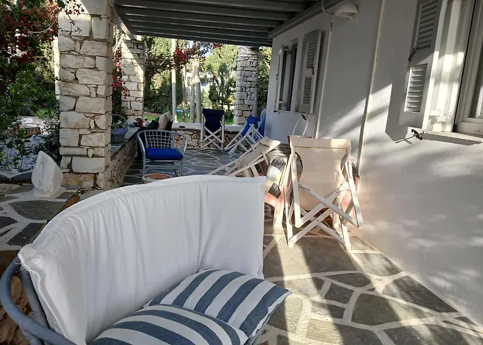 Kiki\'S Apartment Veranda Dream