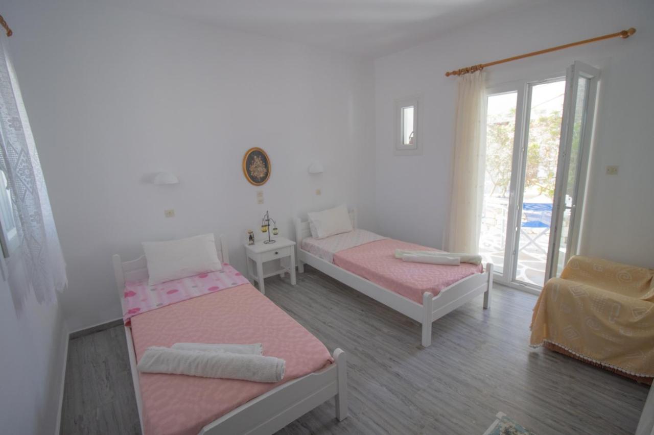 Kiki's Veranda Dream * Chrisi Akti (Paros)