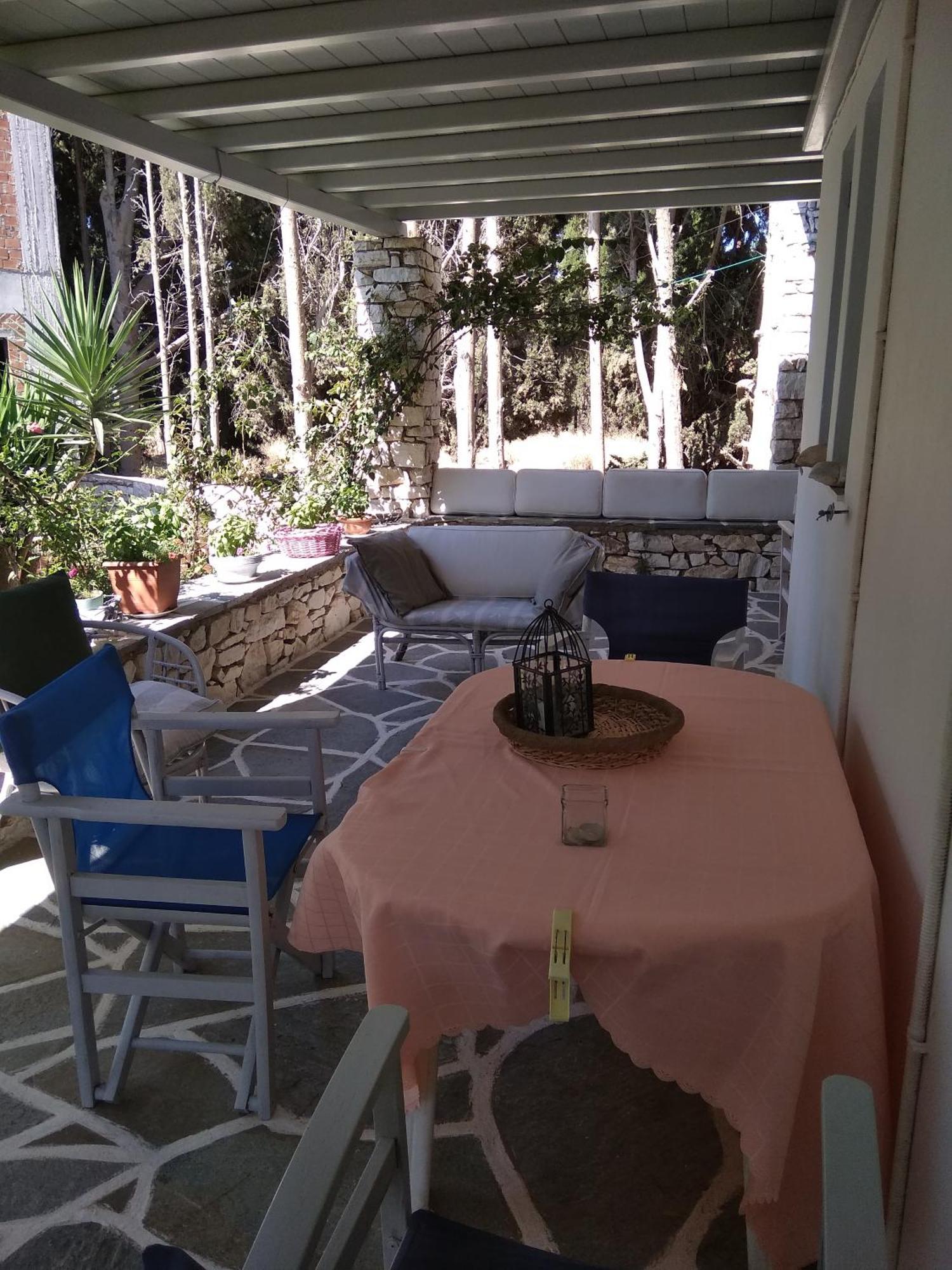 Kiki's Veranda Dream